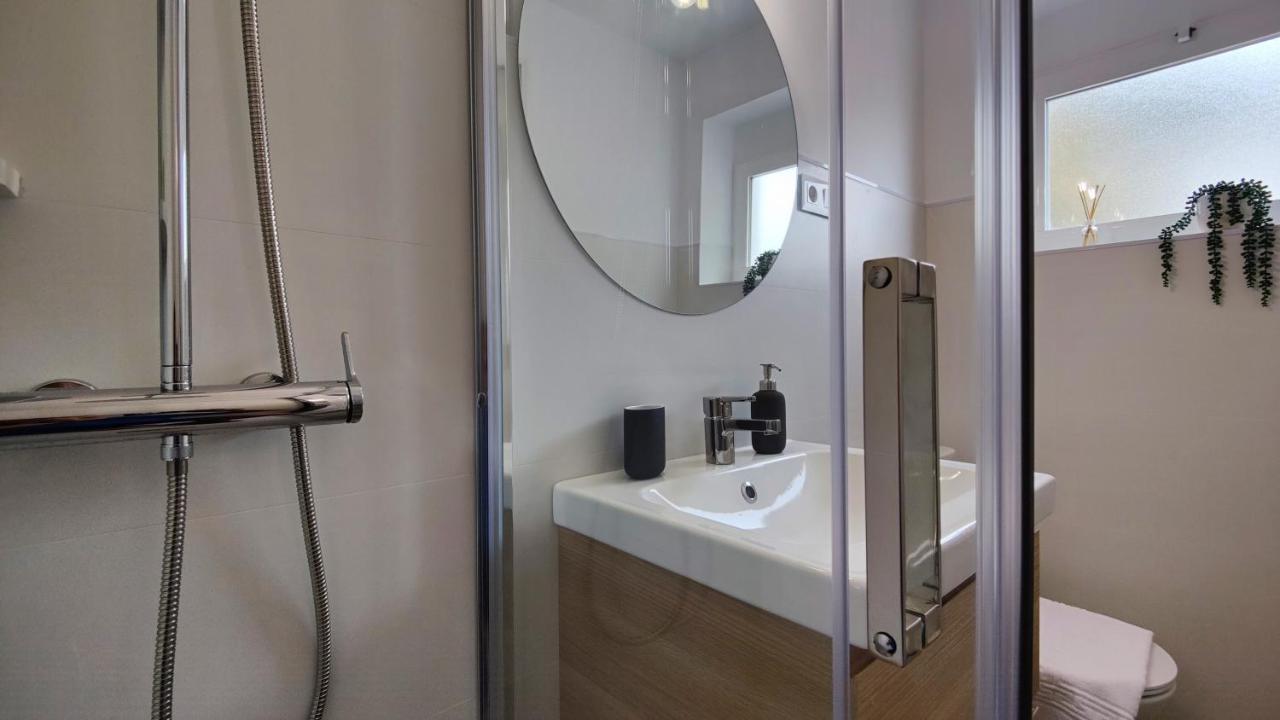Parralue Beach Front Home Benidorm Ngoại thất bức ảnh